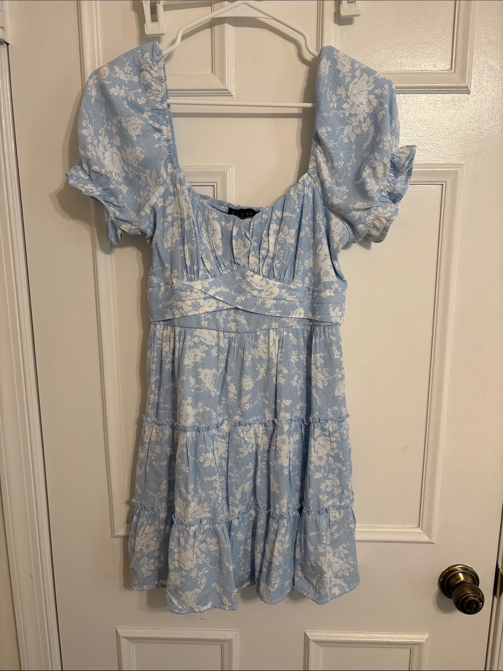 Trixxi Light Blue & White Floral Tiered Mini Dress